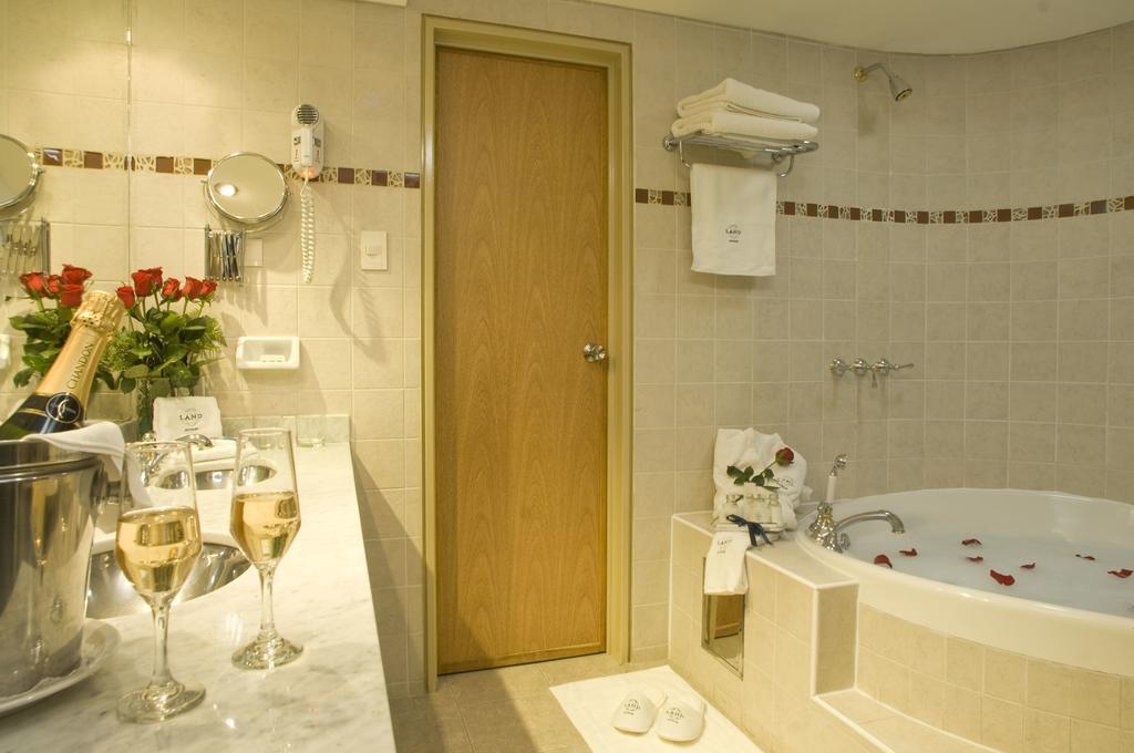 Hotel Land Express Neuquén Extérieur photo